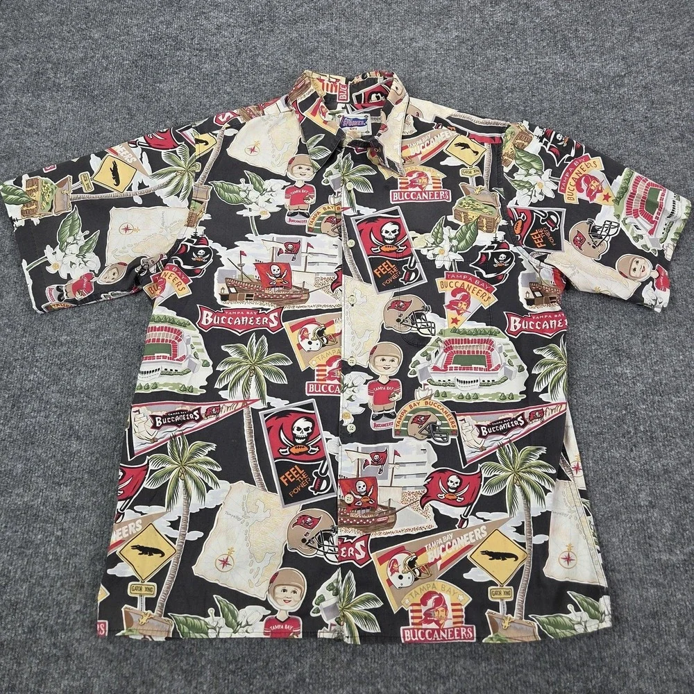 Tampa Bay Buccaneers Shirt Mens Large Multi NFL Football Hawaiian Reyn Spooner